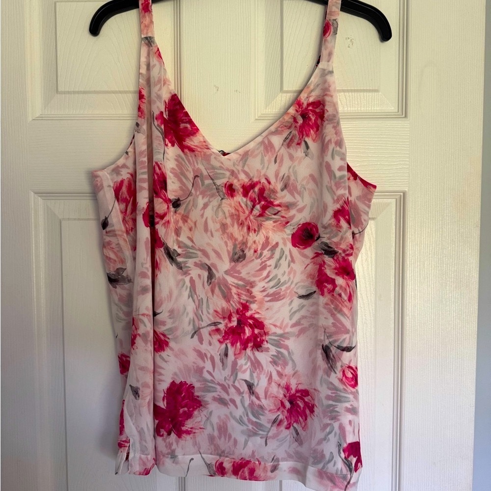 White House Black Market shell Floral Pink Sleeveless Top Size Large
